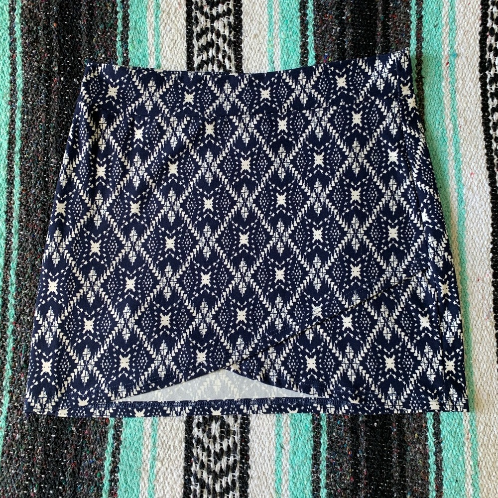 mini skirt